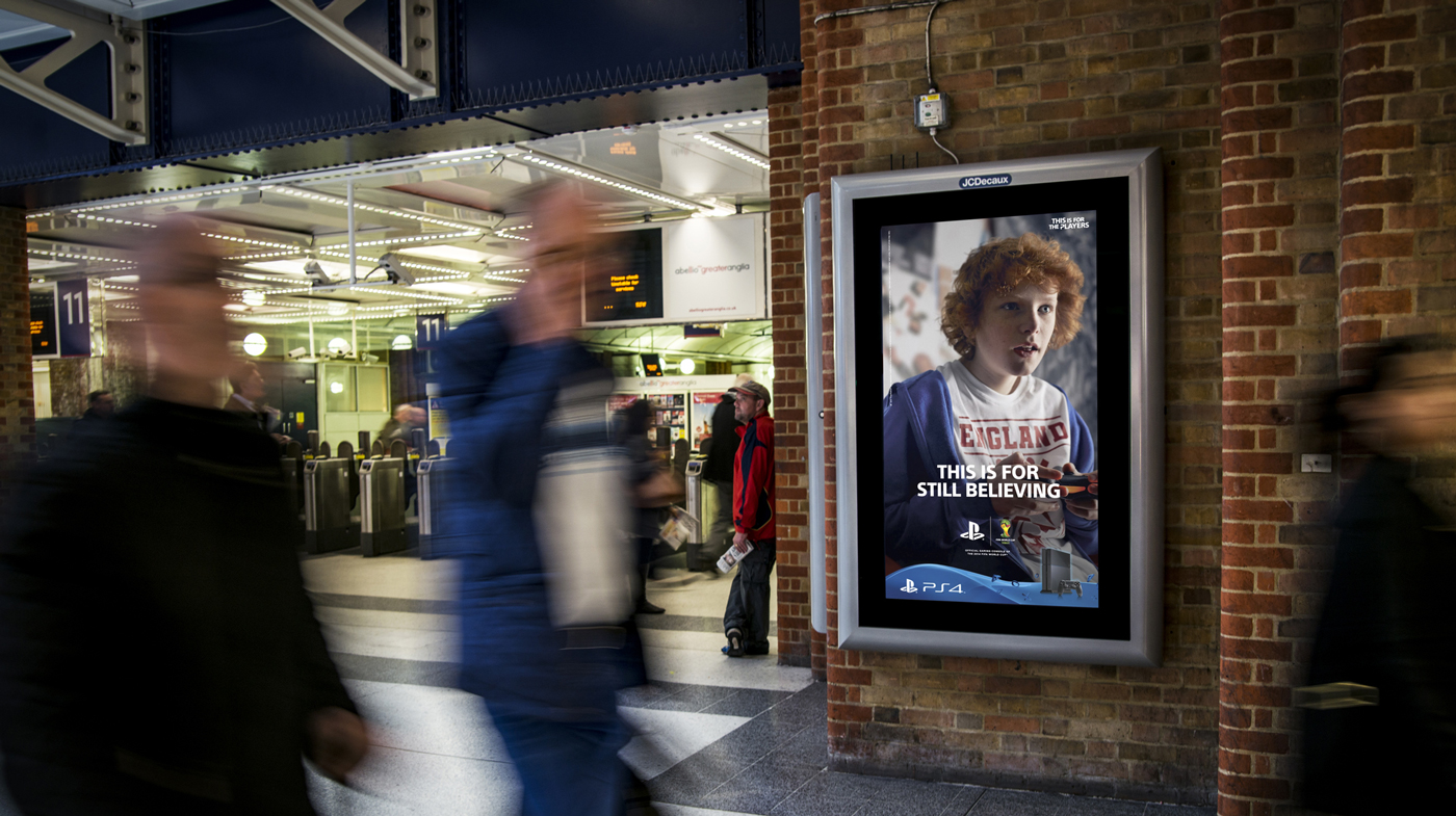 Rail Digital 6 Sheet - Out of Home Advertising - The Media Angel